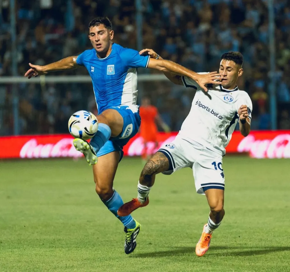 Independiente Rivadavia, Estudiantes de Rio Cuarto